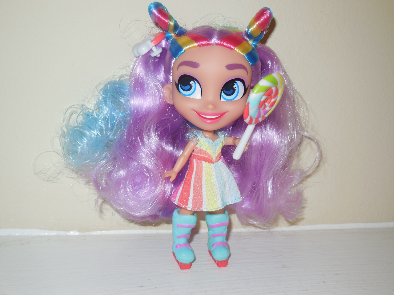 Hairdorables кукла Butterfly Neila